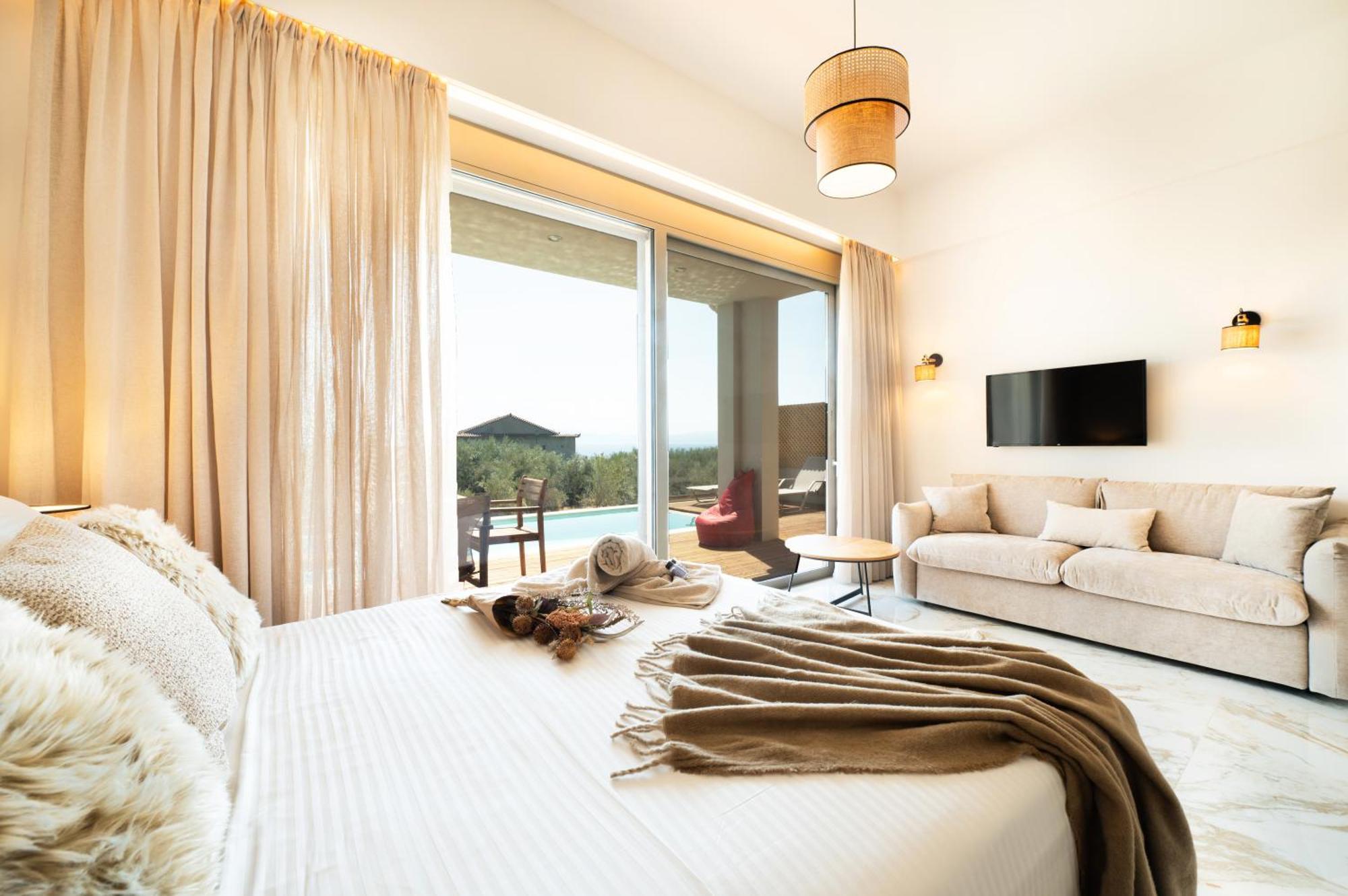 Petradi Suites Kalamata Exterior photo