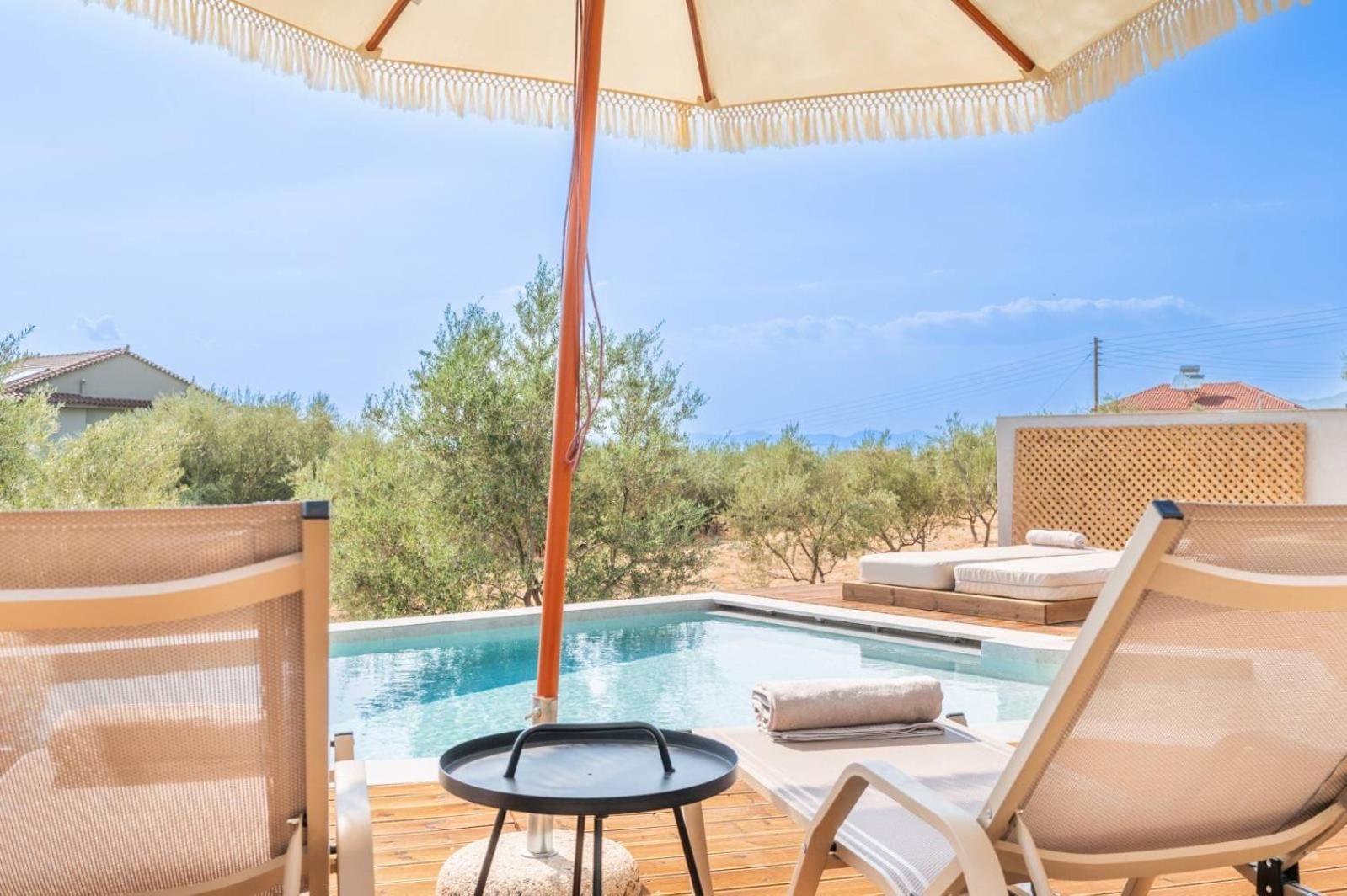 Petradi Suites Kalamata Exterior photo