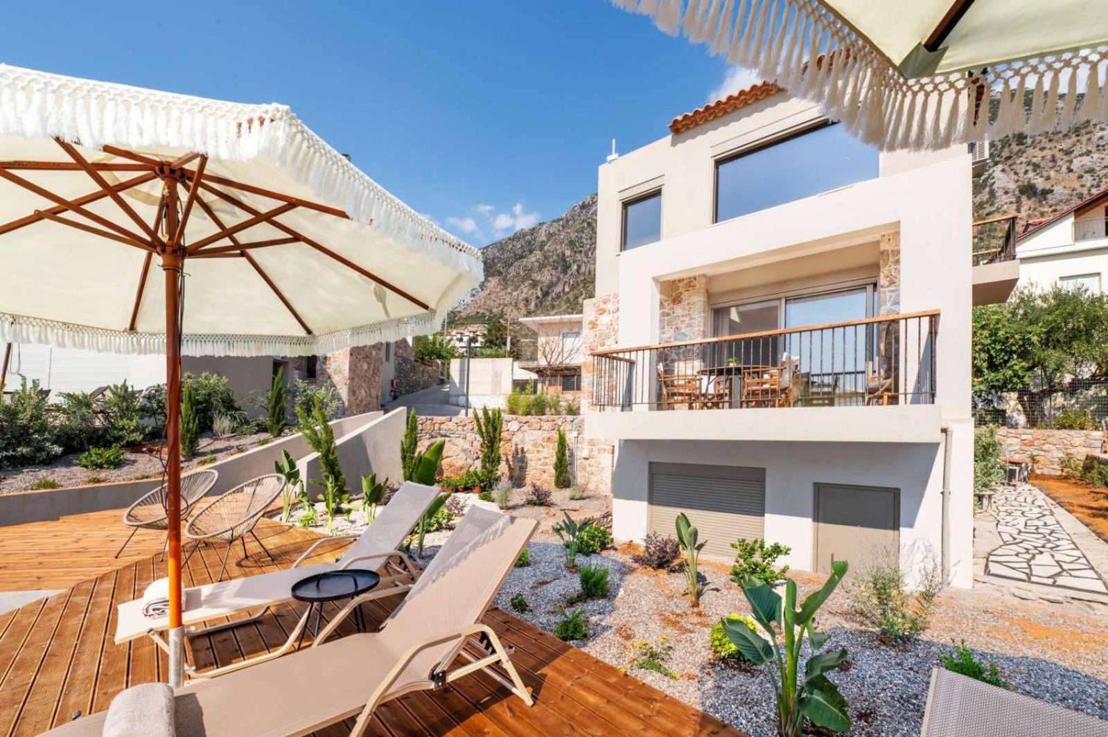 Petradi Suites Kalamata Exterior photo