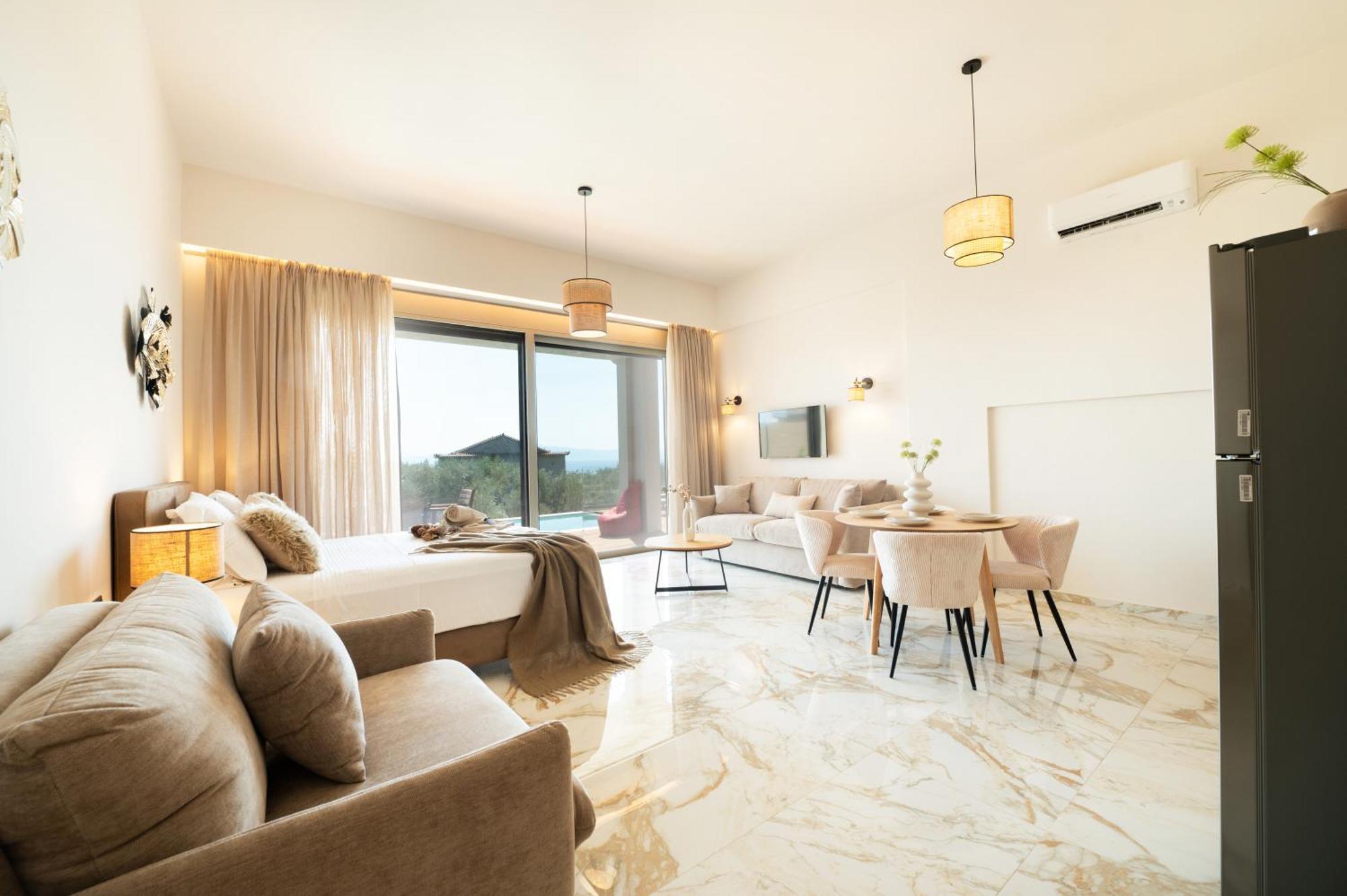 Petradi Suites Kalamata Exterior photo