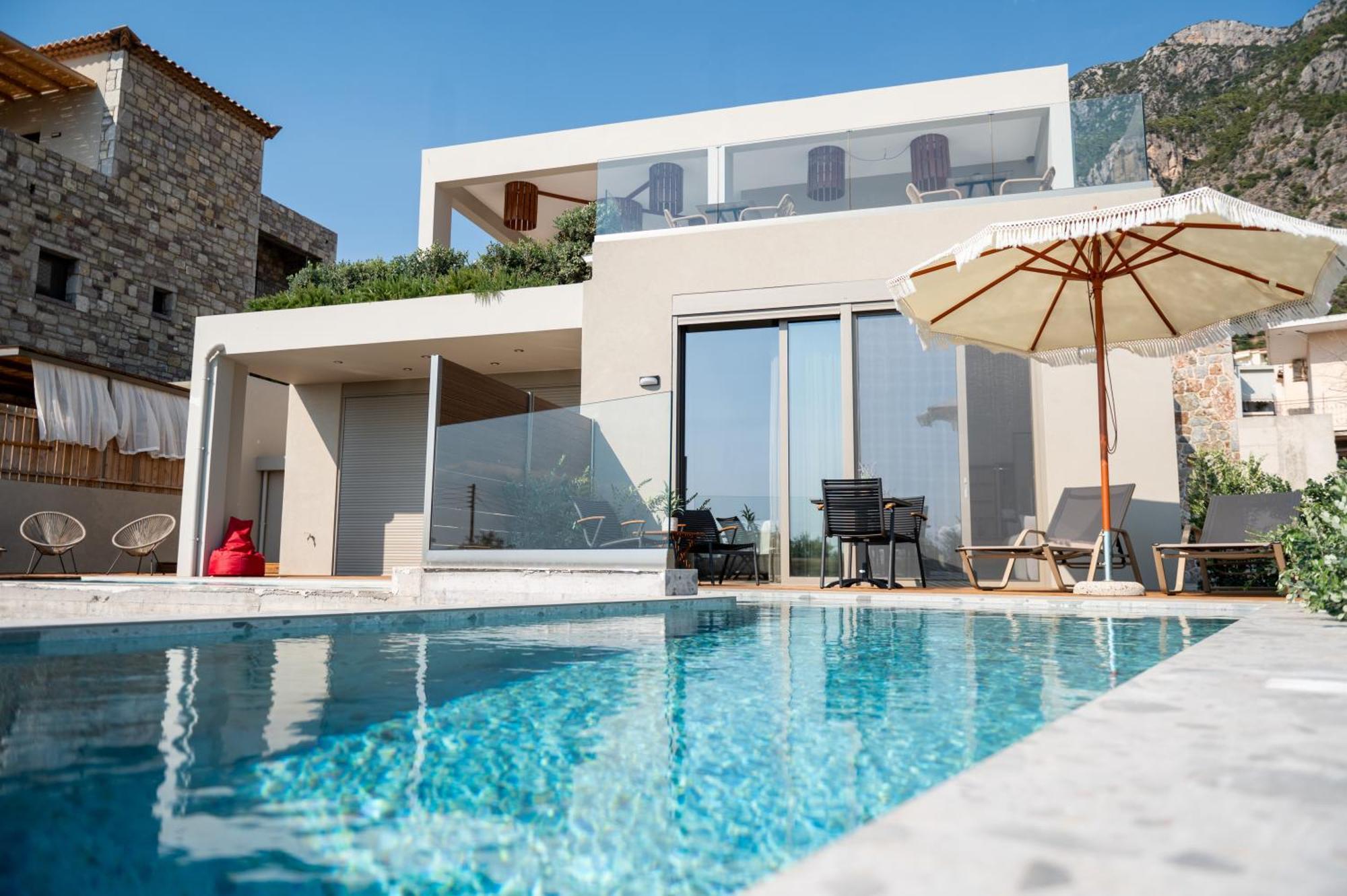 Petradi Suites Kalamata Exterior photo